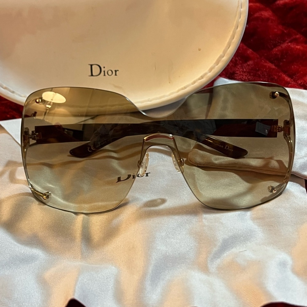 CHRISTIAN DIOR Suite SOVIF 115 Women’s Sunglasses Brown Lens